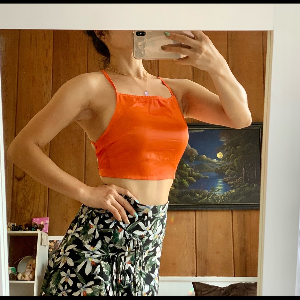 Backless Top